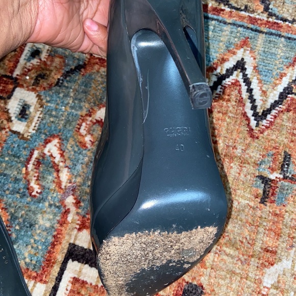 Gucci Dark Grey patent leather platform heels - Picture 4 of 6